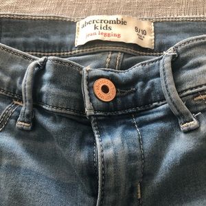 Abercrombie kids Jean legging